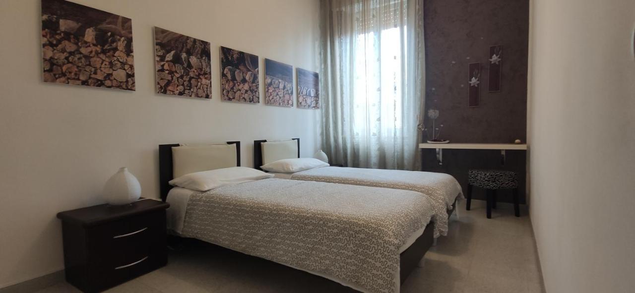 Casa Vacanze A Pennichella Canicattini Bagni Экстерьер фото